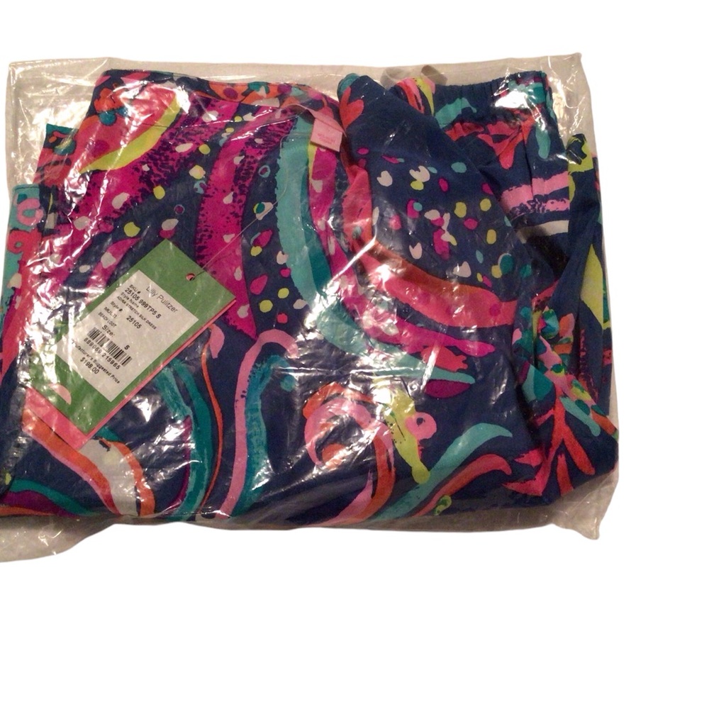 NWT Lilly Pulitzer Festive Off the Shoulder Shift dress ~Small - Picture 10 of 10